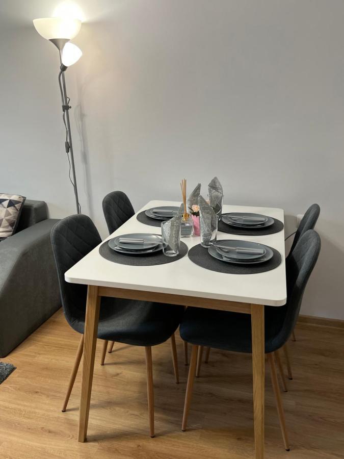 Top Center Apartment In Veliko Tărnovo Esterno foto